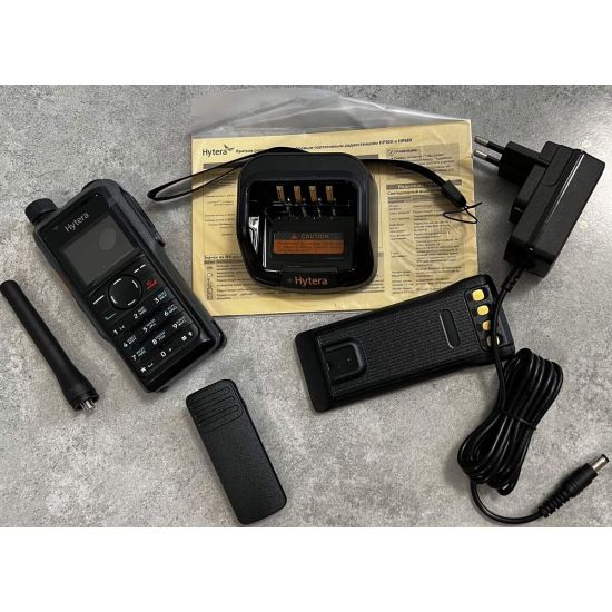 Hytera HP685 UHF - PTI - Talkie walkie avec licence - HP685UM - unboxing