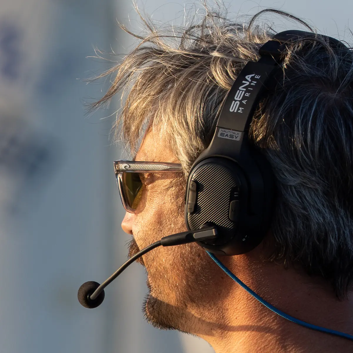 Casque intercom SENA Nautitalk Easy pour communication d'équipage en mer sans réseau