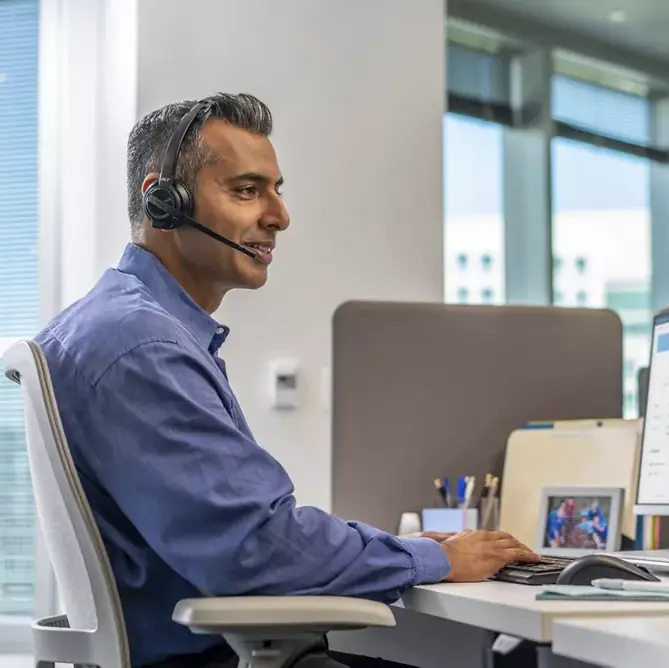 Micro casque DECT poly Savi 8420 office