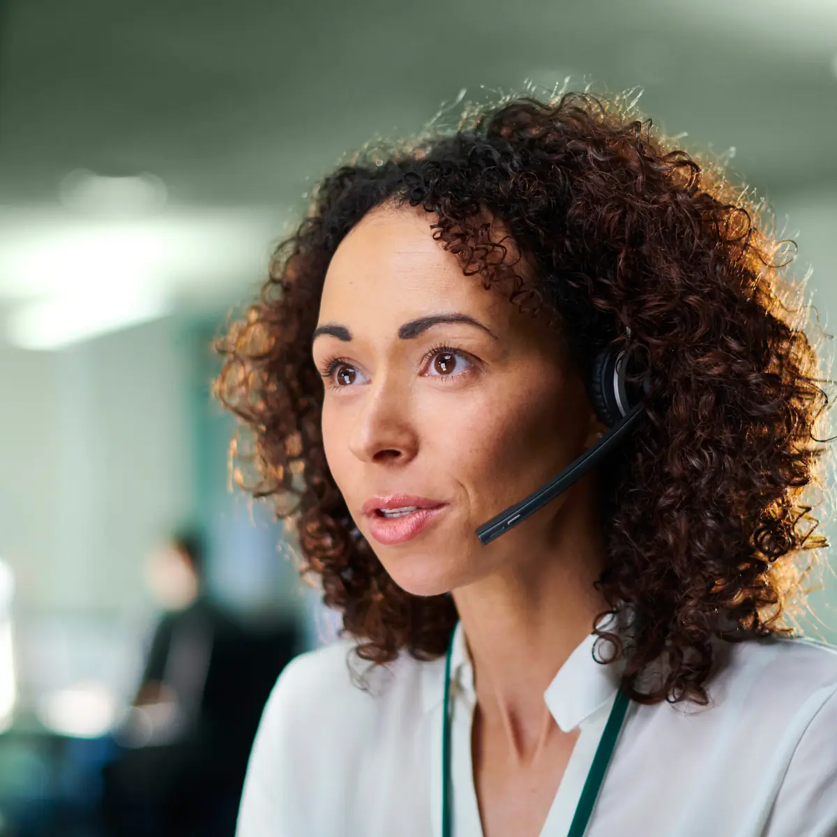 Télé-opérateur pour assistance du travailleur isolé en danger