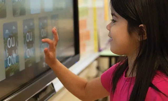 CleverTouch série Impact PLUS - 65 pouces