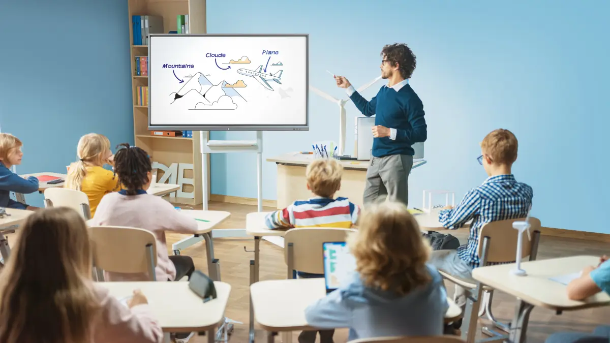 ecran novotouch ek863i dans salle de classe