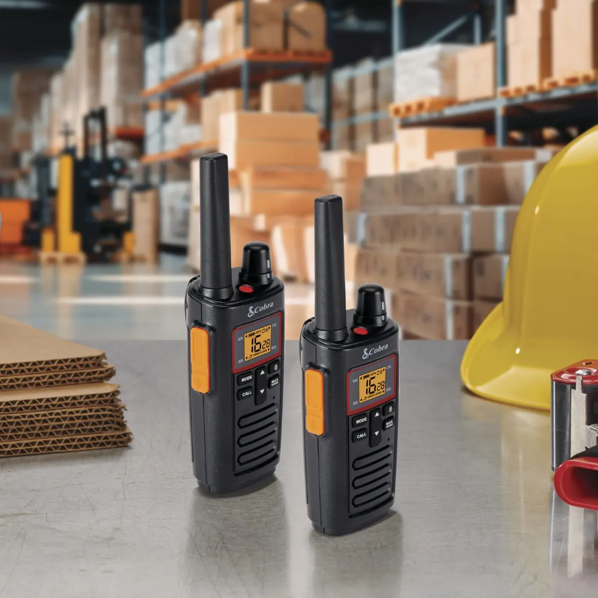 COBRA RX380 utilisation par professionnels pour communication longue portée en intérieur