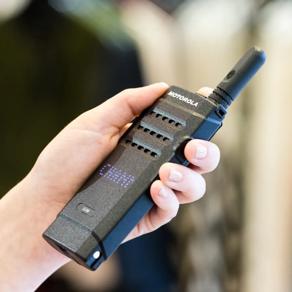 Motorola SL1600 - Talkie walkie avec licence UHF - MDH88QCP9JA2AN-QA04815AA