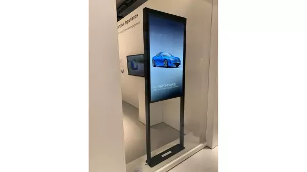 Samsung OM46N-D sur pied